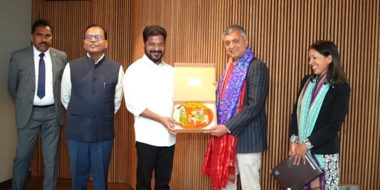 hellotelugu-CM