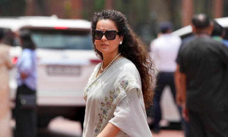 hellotelugu-kanganaRanaut