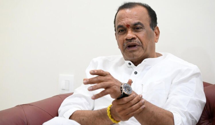 hellotelugu_komatireddy