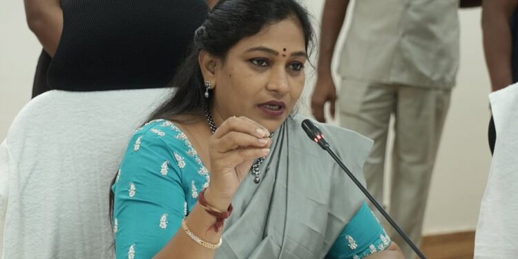 hellotelugu-AnithaVaangalapudi