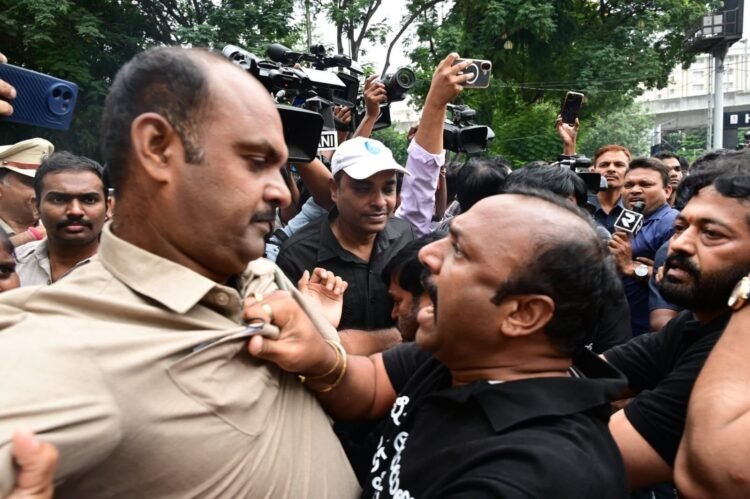 hellotelugu-CongressFire