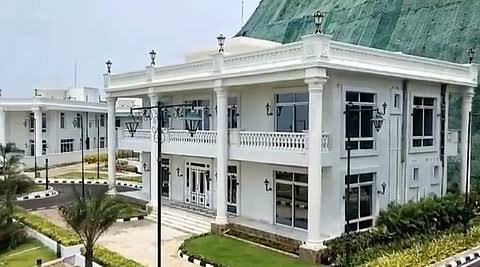 hellotelugu-RushiKondaPalace
