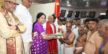 hellotelugu-VasthraBahumanam