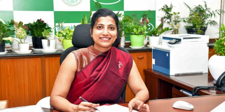 hellotelugu-AmrapaliKata