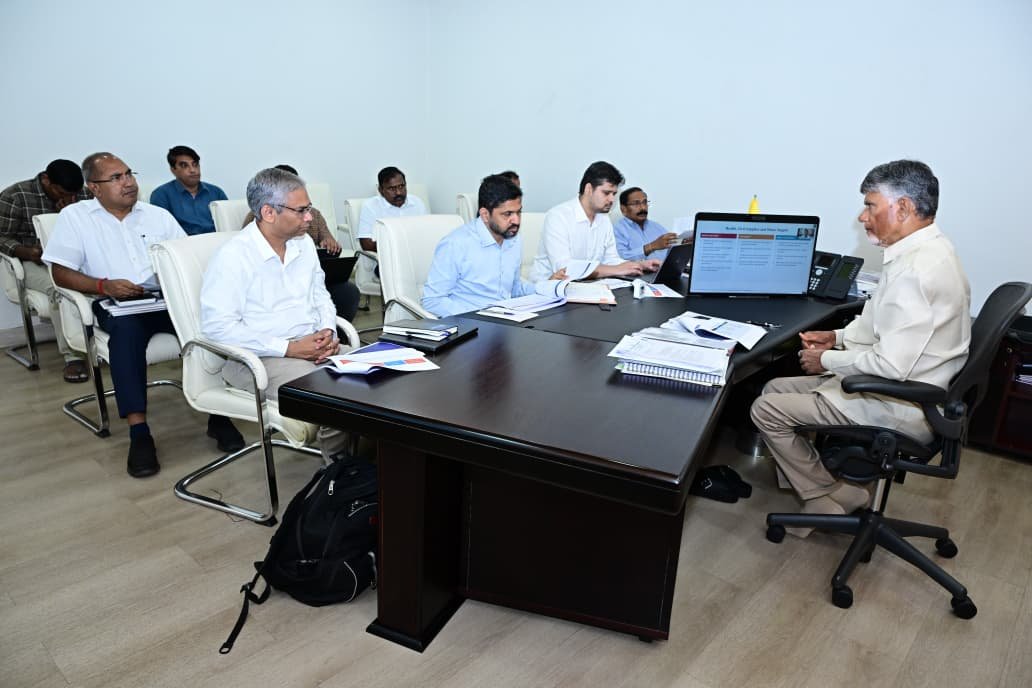 hellotelugu-CM