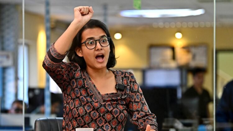 hellotelugu-NehaaBora
