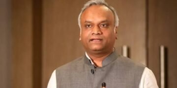 hellotelugu-PriyankKharge