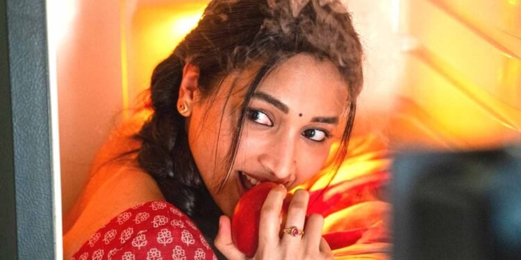 hellotelugu-ShrinidhiShetty