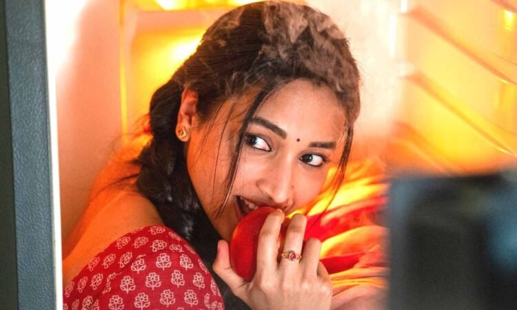 hellotelugu-ShrinidhiShetty